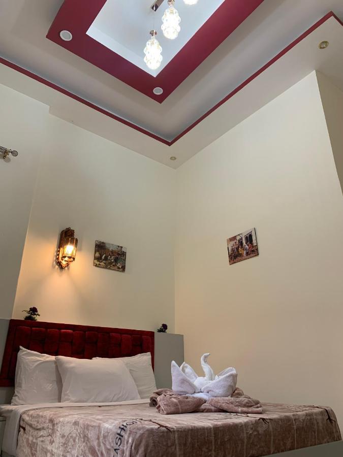 Crown Hotel Kairó Kültér fotó