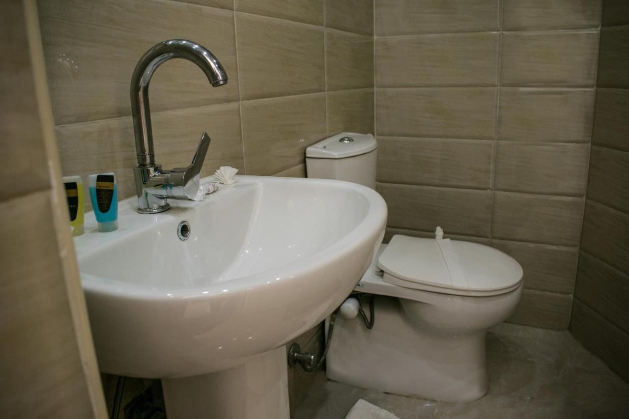 Crown Hotel Kairó Kültér fotó