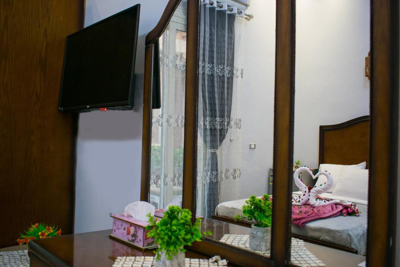 Crown Hotel Kairó Kültér fotó
